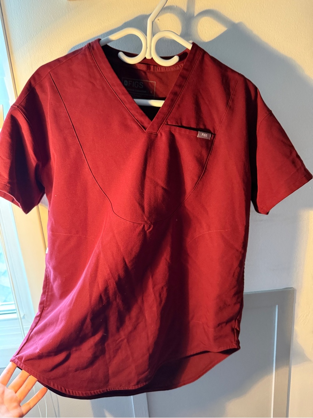 Figs Casma Three Pocket Scrub Top Burgundy